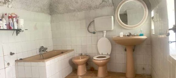 4 bedrooms House in Erli, Italy No. 372165 23