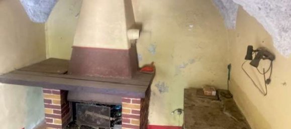 4 bedrooms House in Erli, Italy No. 372165 9