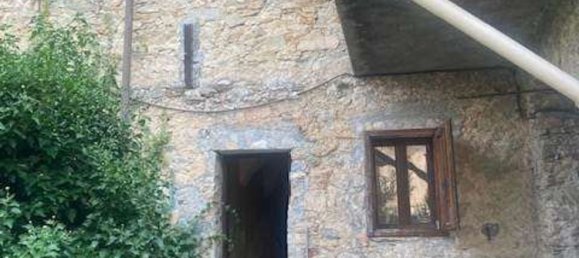 4 bedrooms House in Erli, Italy No. 372165 5