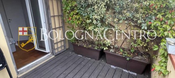 6-salle Appartement à Bologna, Italy No. 230684 32