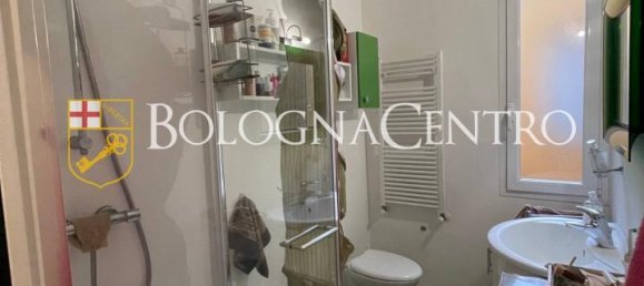 6-salle Appartement à Bologna, Italy No. 230684 24