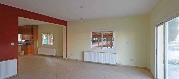 3 bedrooms House in Paralimni, Cyprus No. 23898 2