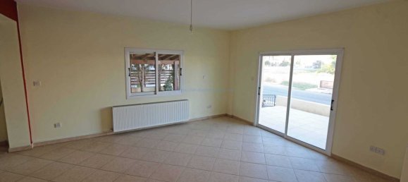 3 bedrooms House in Paralimni, Cyprus No. 23898 7