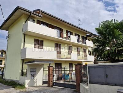 Apartamento T2 em Arsago Seprio, Italy N.º 3170