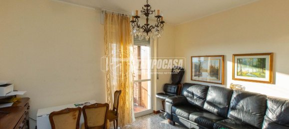 Apartamento de 4 habitaciónes en Busto Arsizio, Italy No. 139619 3