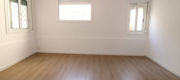 Casa de 4 dormitorios en Gavà, Spain No. 140194 8