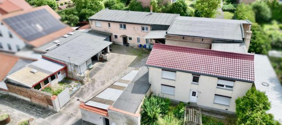 7 bedrooms Townhouse in Salzlandkreis, Germany No. 332301 2