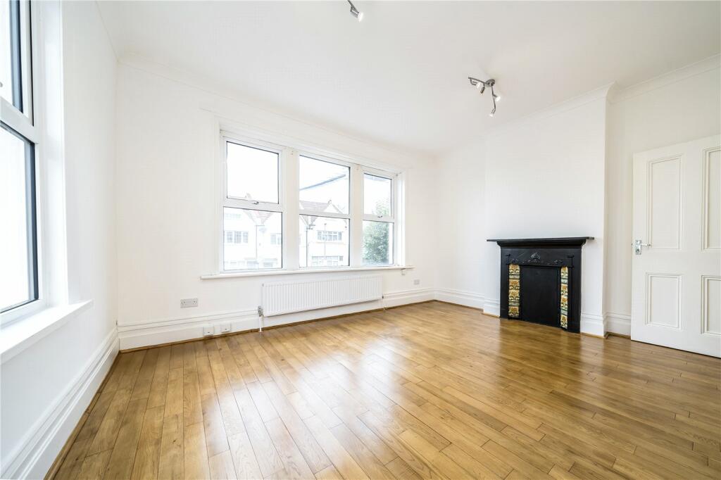 2 bedrooms Apartment in London, United Kingdom No. 12952