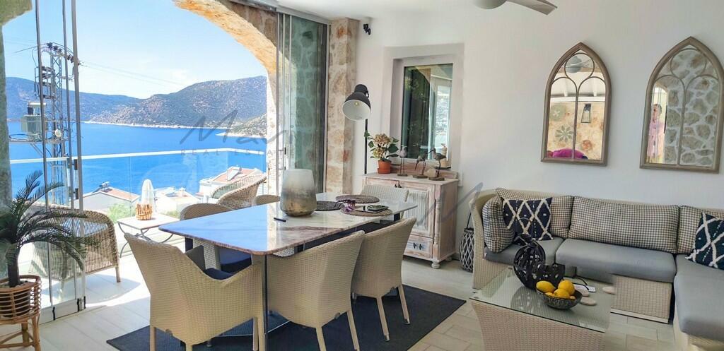 Villa 4+1 in Kalkan, Turkey No. 21740