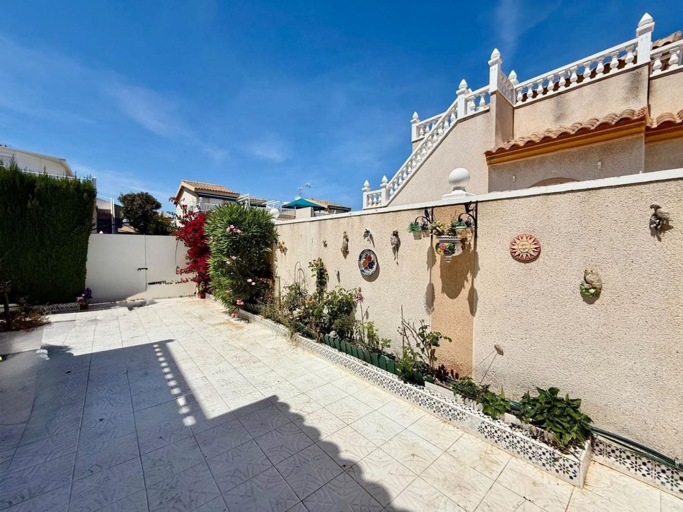3 bedrooms Townhouse in Alicante, Spain No. 263970