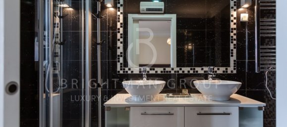 4 غرف نوم منزل ذو طابقين في Lisbon, Portugal رقم 137508 13