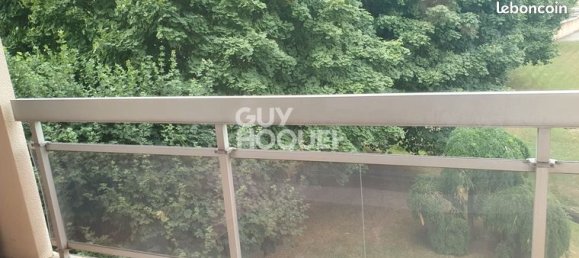 2 bedrooms Apartment in Peronnas, France No. 311345 2