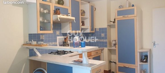 2 bedrooms Apartment in Peronnas, France No. 311345 3