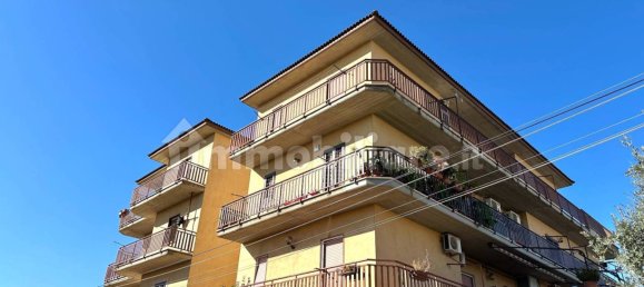 3 bedrooms Apartment in Rome, Italy No. 46716 31