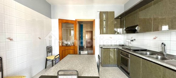 3 bedrooms Apartment in Rome, Italy No. 46716 9