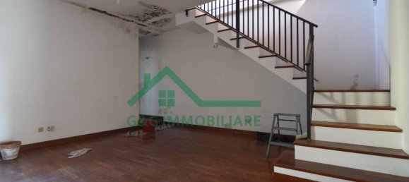 3-salle Appartement à Catania, Italy No. 234521 3