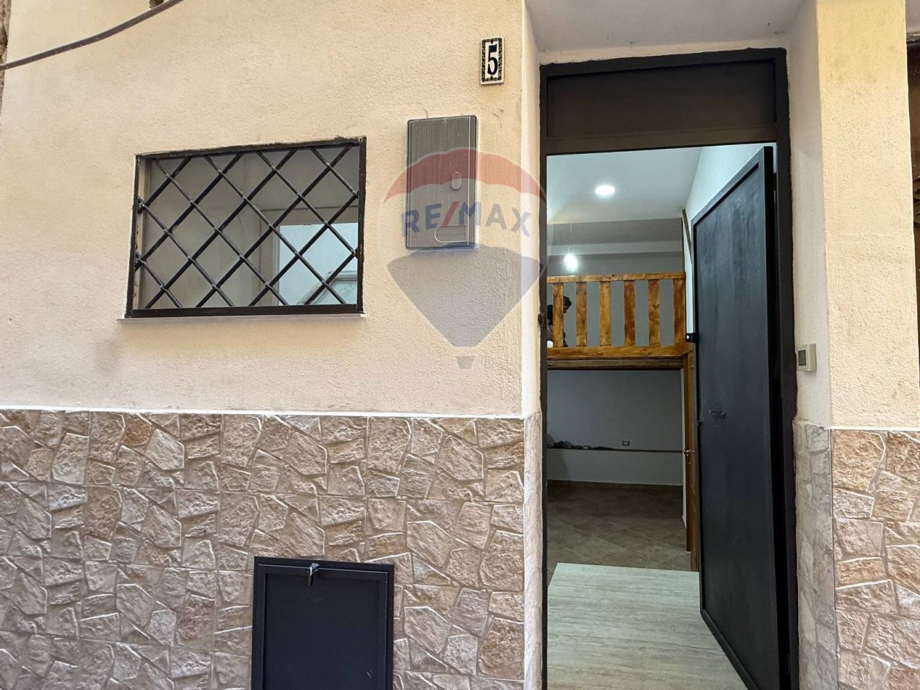 Квартира с 1 спальней в Палермо, Италия № 326100