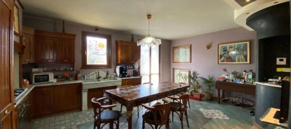 4 rooms Villa in Erbusco, Italy No. 178914 9