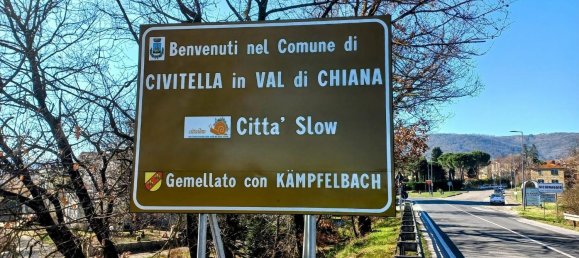 106m² Commercial property in Civitella in Val di Chiana, Italy No. 270050 11