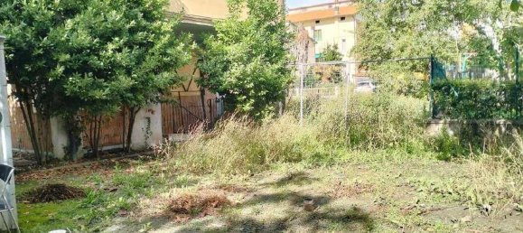106m² Commercial property in Civitella in Val di Chiana, Italy No. 270050 6