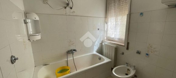 Квартира с 2 спальнями в Челье Мессапика, Италия № 263991 27