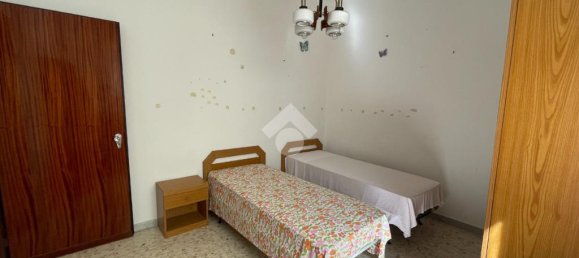 Квартира с 2 спальнями в Челье Мессапика, Италия № 263991 23