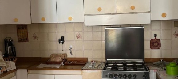 3 rooms Apartment in Castelfranco Veneto, Italy No. 275390 2