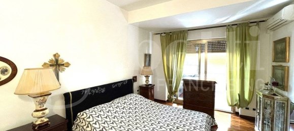 3 bedrooms Apartment in Rome, Italy No. 310176 15