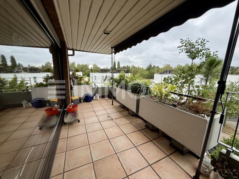 3غرفة شقة في Neuss, Germany رقم 291416