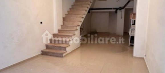 Propiedad comercial de 2 habitaciónes en Monopoli, Italy No. 329967 4