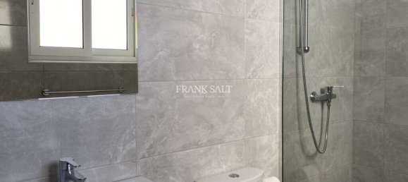 2 bedrooms Apartment in Sliema, Malta No. 3257 9