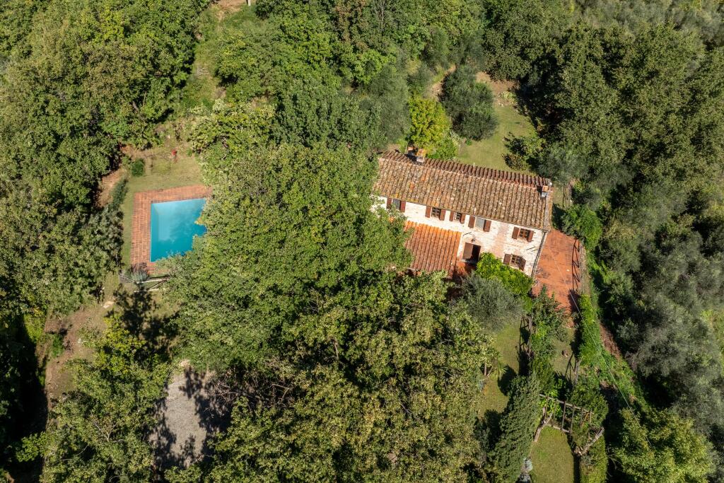 4 chambres Terrain à Lucca, Italy No. 58484