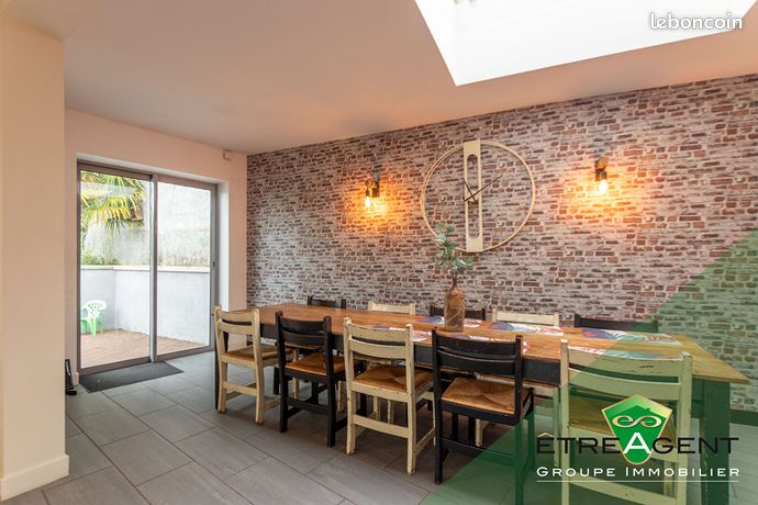 5 bedrooms House in Eure, France No. 309861