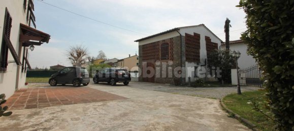 4 Schlafzimmer Villa in Capannori, Italy, Nr. 113572 2