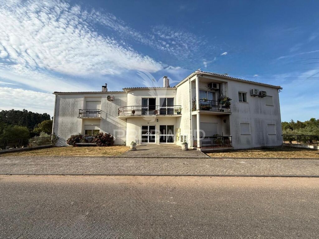 3 bedrooms Apartment in Santarem, Portugal No. 322279