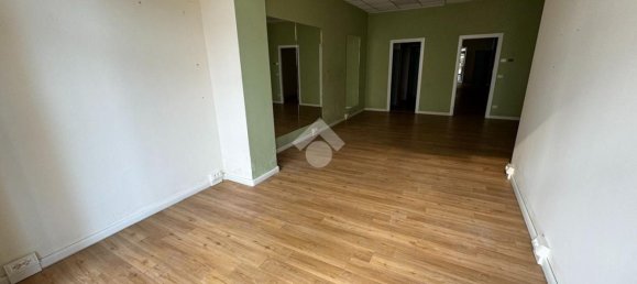  عقار تجاري في Lugo, Italy 200متر مربع رقم 20459 19