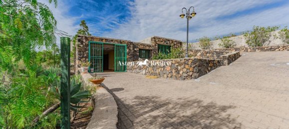 Terreno en San Miguel de Abona, Spain 5892 m² No. 129975 29