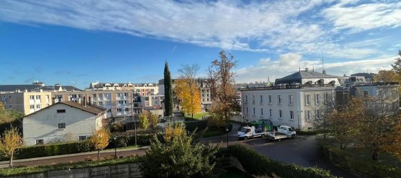 Studio in Le Plessis-Trevise, France No. 182469 5