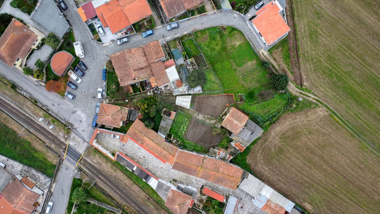 Дом с 7 спальнями в Матозиньюш, Португалия № 188975