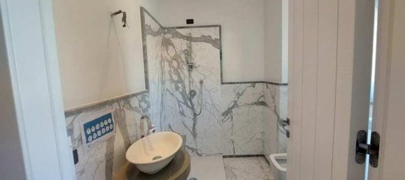 7-Zimmer Lagerhaus in Massa, Italy, Nr. 108711 17