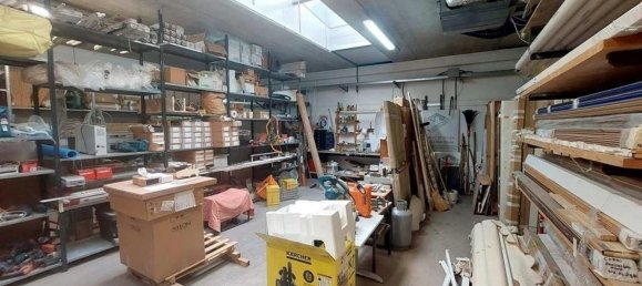 7-Zimmer Lagerhaus in Massa, Italy, Nr. 108711 23