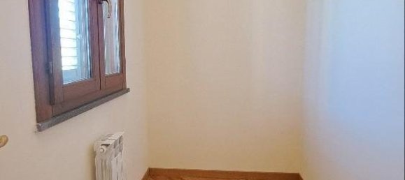 Villa T3 em San Giuliano Terme, Italy N.º 64151 25
