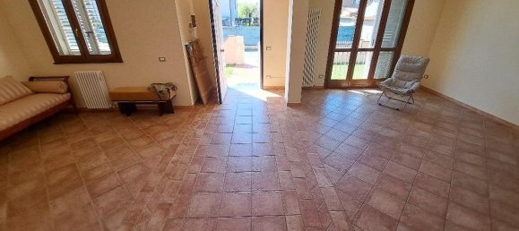 Villa T3 em San Giuliano Terme, Italy N.º 64151 2