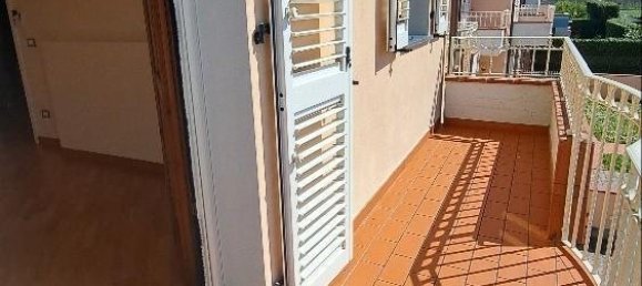 Villa T3 em San Giuliano Terme, Italy N.º 64151 22