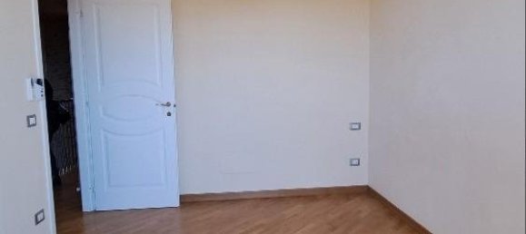 Villa T3 em San Giuliano Terme, Italy N.º 64151 24