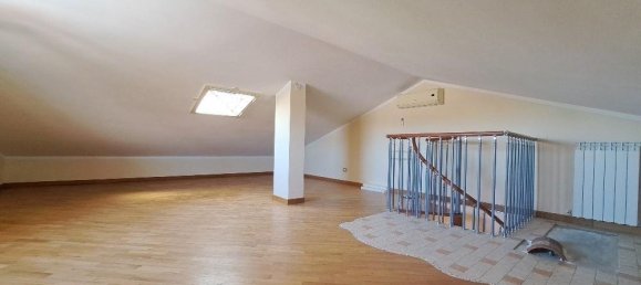 Villa T3 em San Giuliano Terme, Italy N.º 64151 29