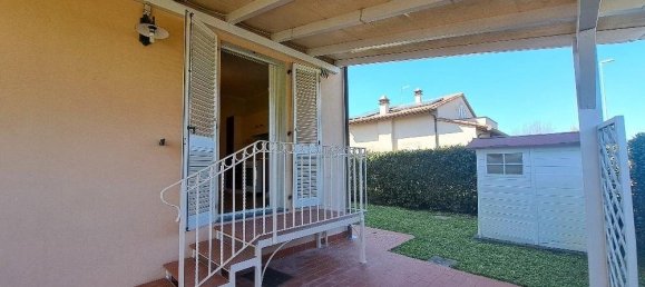 Villa T3 em San Giuliano Terme, Italy N.º 64151 10
