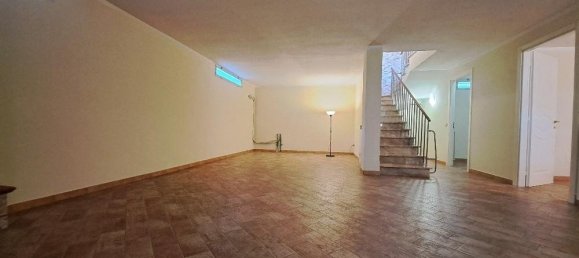 Villa T3 em San Giuliano Terme, Italy N.º 64151 33