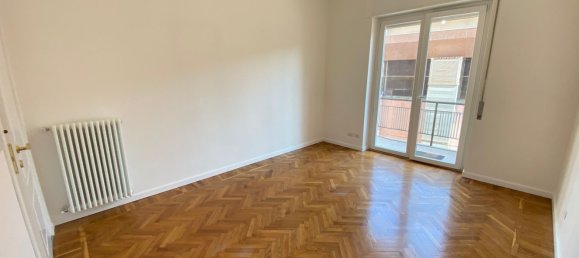 Квартира с 3 комнатами в Санремо, Италия № 182966 10