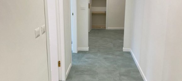 Квартира с 3 комнатами в Санремо, Италия № 182966 3